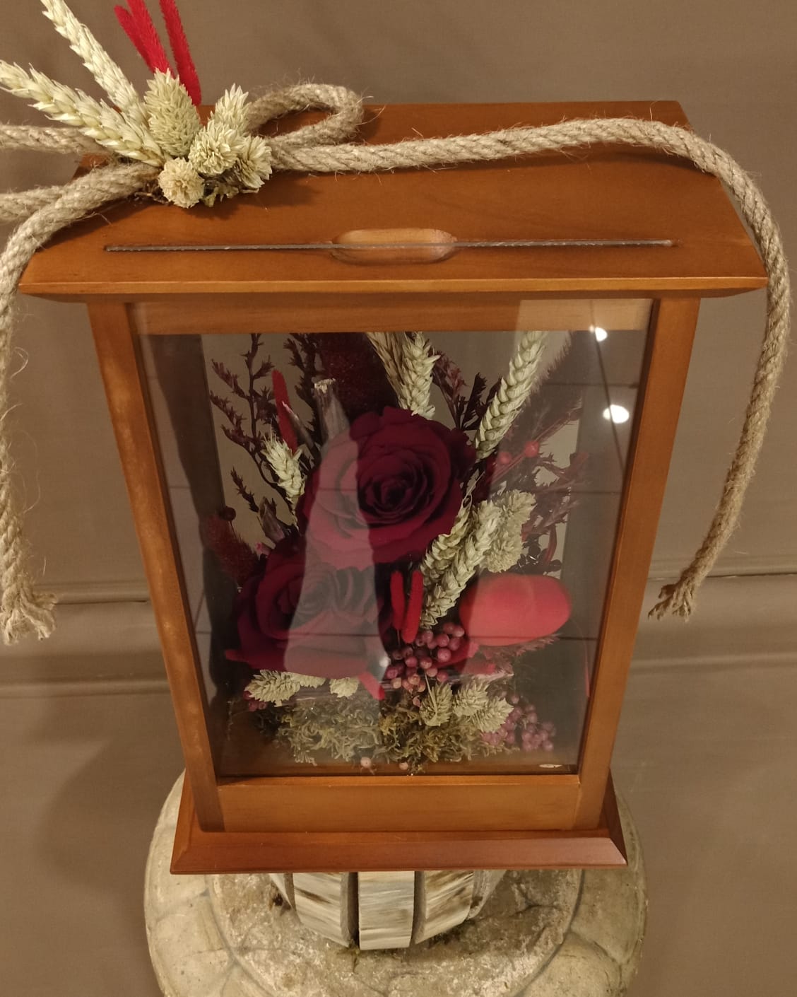 Ahşap Kutuda Solmayan Gül